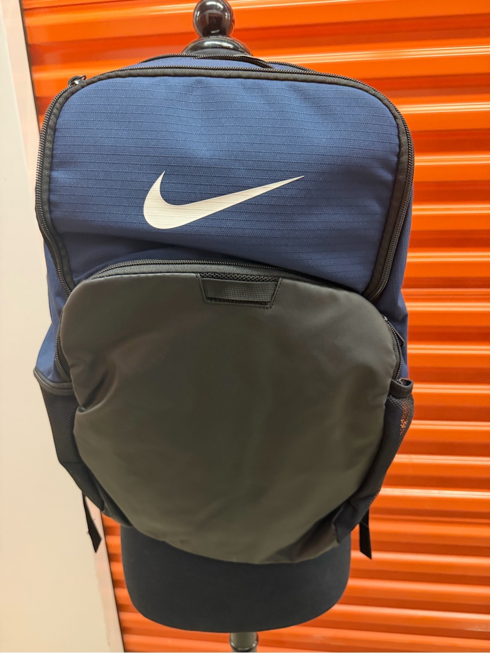 New Nike Men's Brasilia Blue and Black Everyday Backpack
